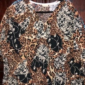 Tafford Gorgeous Sz 2x Scrub Top Black, Brown and Cream Leopard and Floral Print